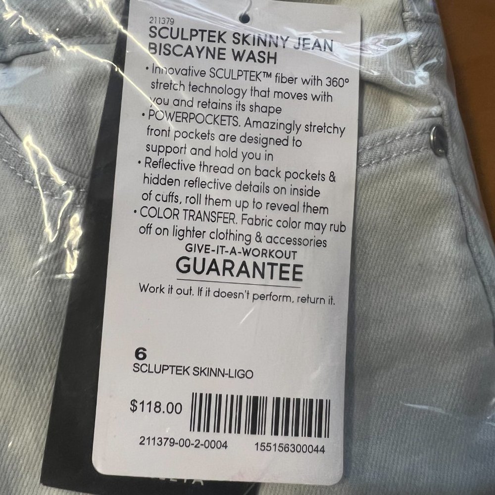 NWT! Athleta Women's Sculptek Crop Skinny Jeans Biscayne Wash/Size-6 - Picture 10 of 11